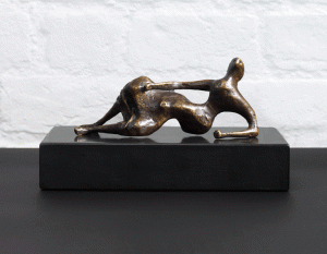 Henry Moore - Draped Reclining Figure