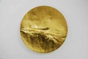 Cirrus II (2014), 22ct Gold Leaf on Carved Wood, 112cm