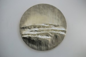 Reef (2015), 12ct White Gold on Carved Wood, 44cm