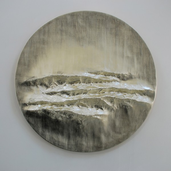 Reef (2015), 12ct White Gold on Carved Wood, 44cm